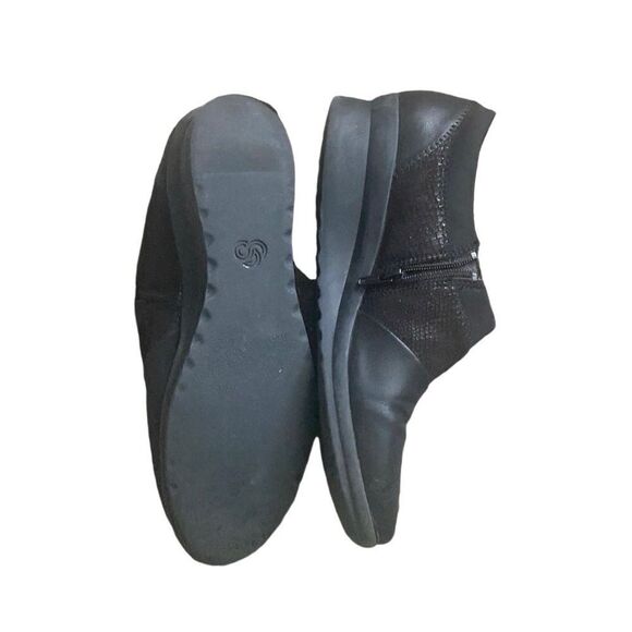 CLARKS CLOUDSTEPPERS Sillian Paz BLACK LOAFERS SLIP ONS WALKING  SZ 9 - Picture 2 of 9
